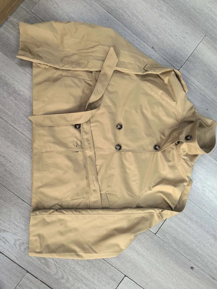 Jaqueta Trench Cropped com Cinto – Casaco Vintage de Abotoamento Duplo