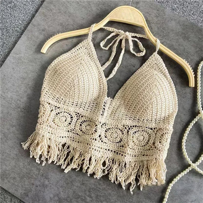 Top Cropped Halter em Crochet – Bralette de Praia com Franjas