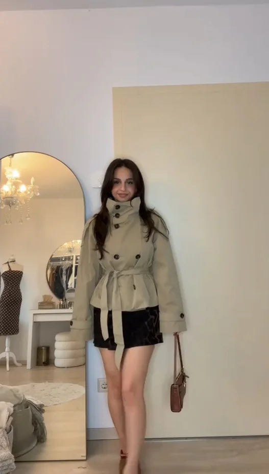 Jaqueta Trench Cropped com Cinto – Casaco Vintage de Abotoamento Duplo
