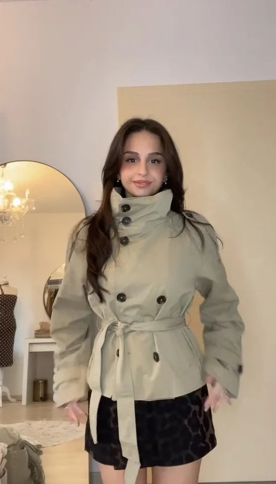 Jaqueta Trench Cropped com Cinto – Casaco Vintage de Abotoamento Duplo