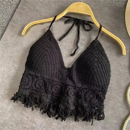 Top Cropped Halter em Crochet – Bralette de Praia com Franjas