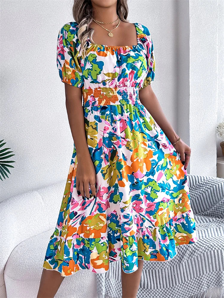 Vestido feminino estampado com gola quadrada e corte A elegante.