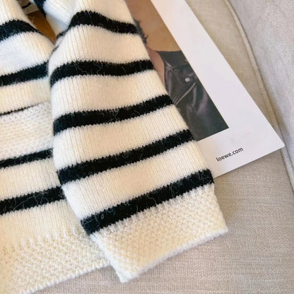 Cardigan de Malha às Riscas – Cropped de Manga Comprida