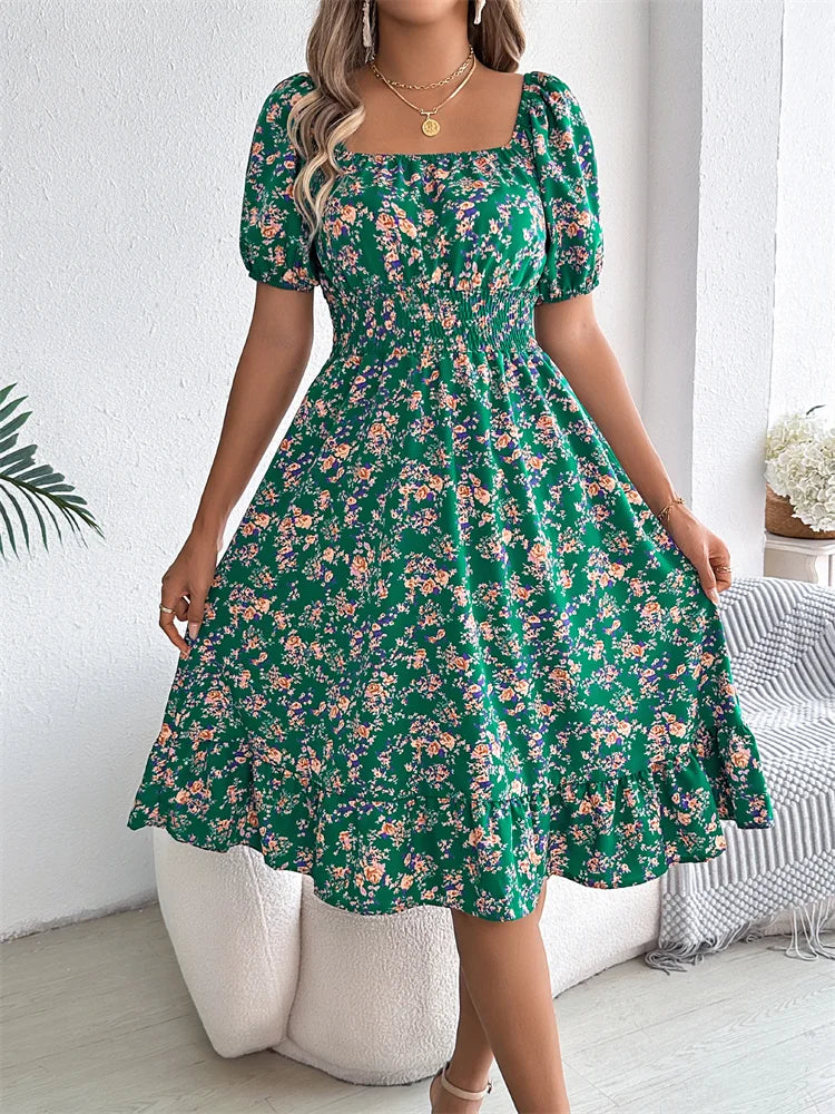 Vestido feminino estampado com gola quadrada e corte A elegante.